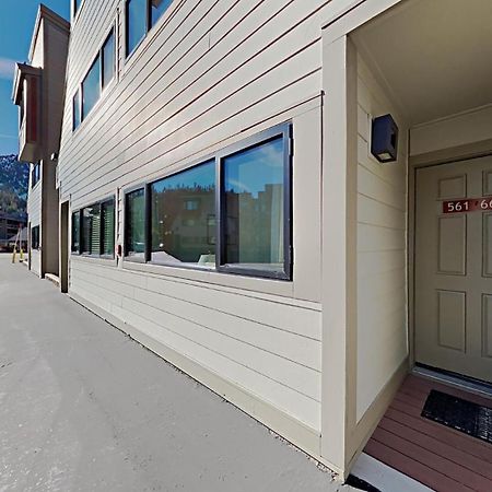 Two Bedroom Condos With Mountain Views At 1849 Condos Mammoth Lakes Room photo