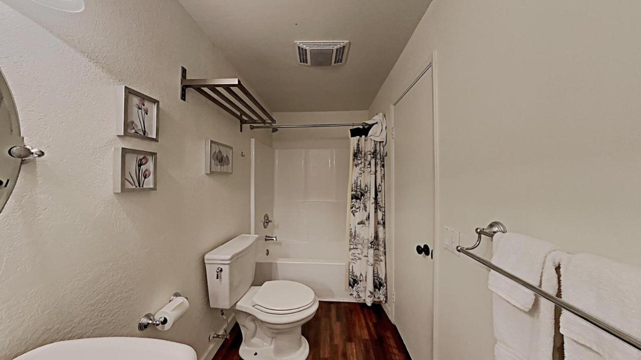 Two Bedroom Condos With Mountain Views At 1849 Condos Mammoth Lakes Exterior photo
