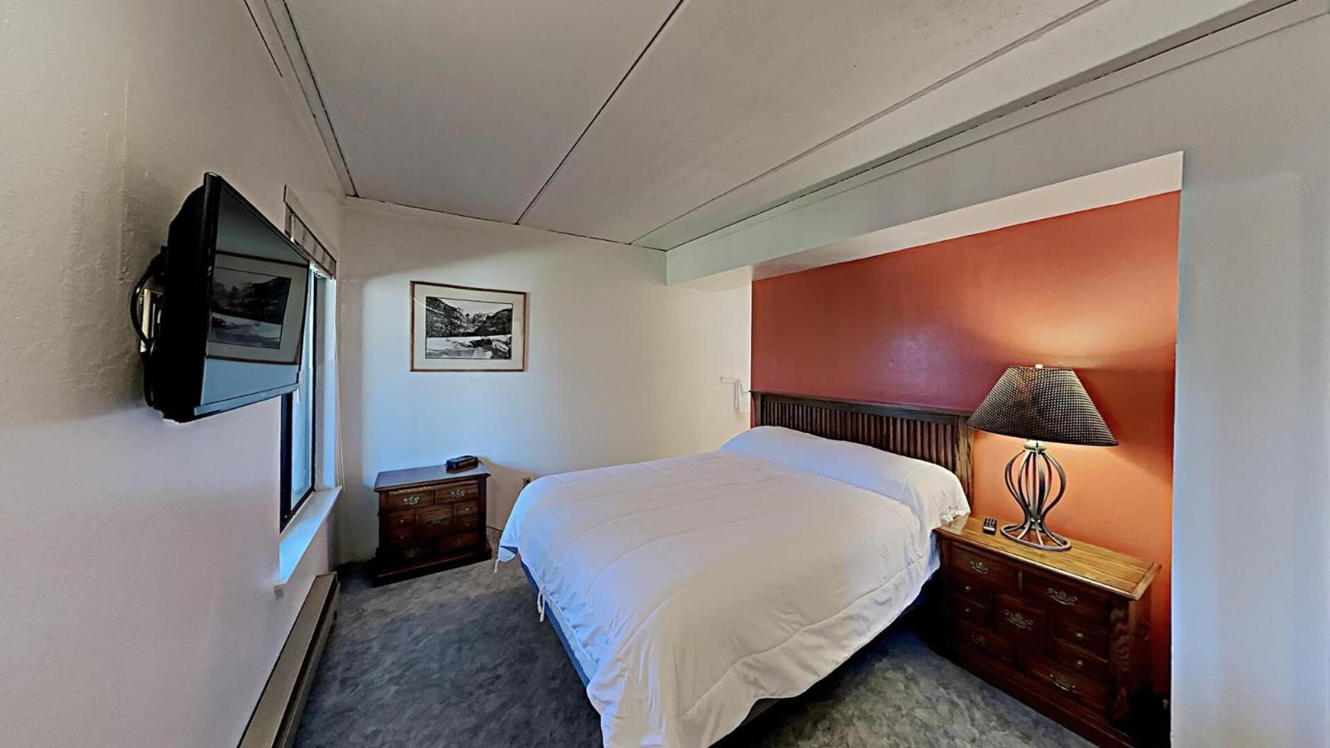 Two Bedroom Condos With Mountain Views At 1849 Condos Mammoth Lakes Room photo