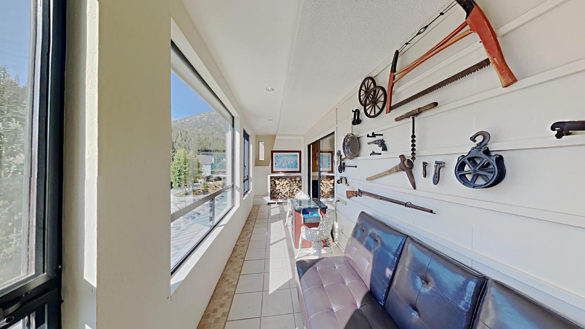 Two Bedroom Condos With Mountain Views At 1849 Condos Mammoth Lakes Room photo