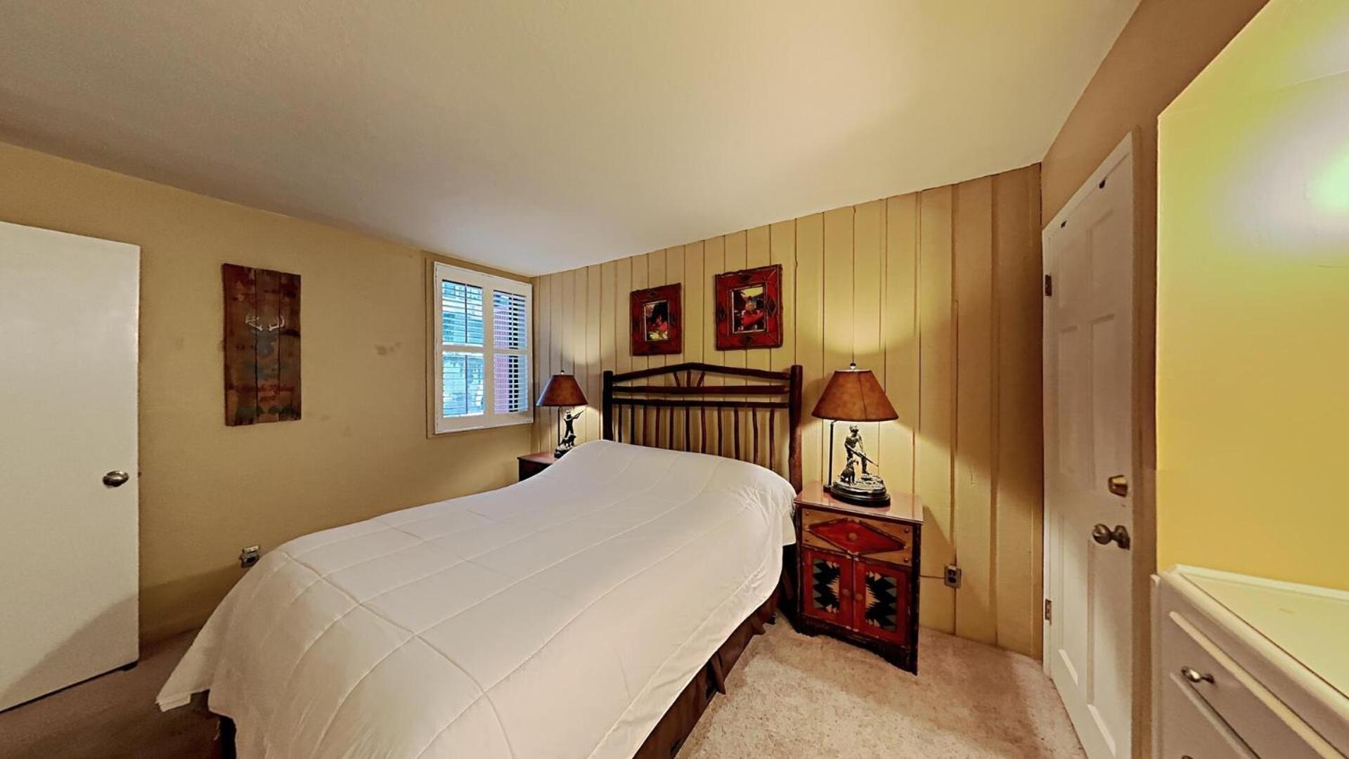 Two Bedroom Condos With Mountain Views At 1849 Condos Mammoth Lakes Room photo