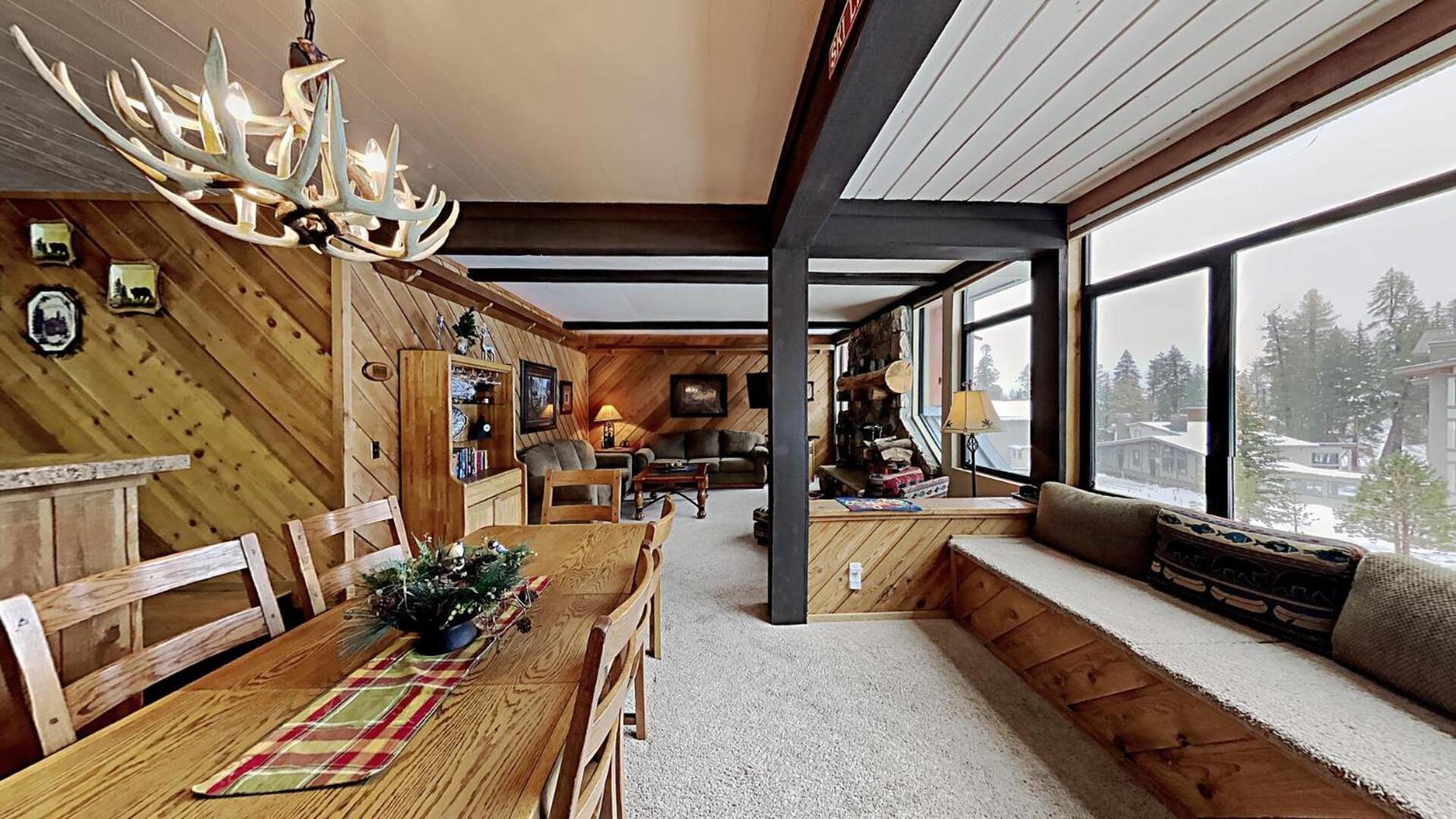 Two Bedroom Condos With Mountain Views At 1849 Condos Mammoth Lakes Room photo